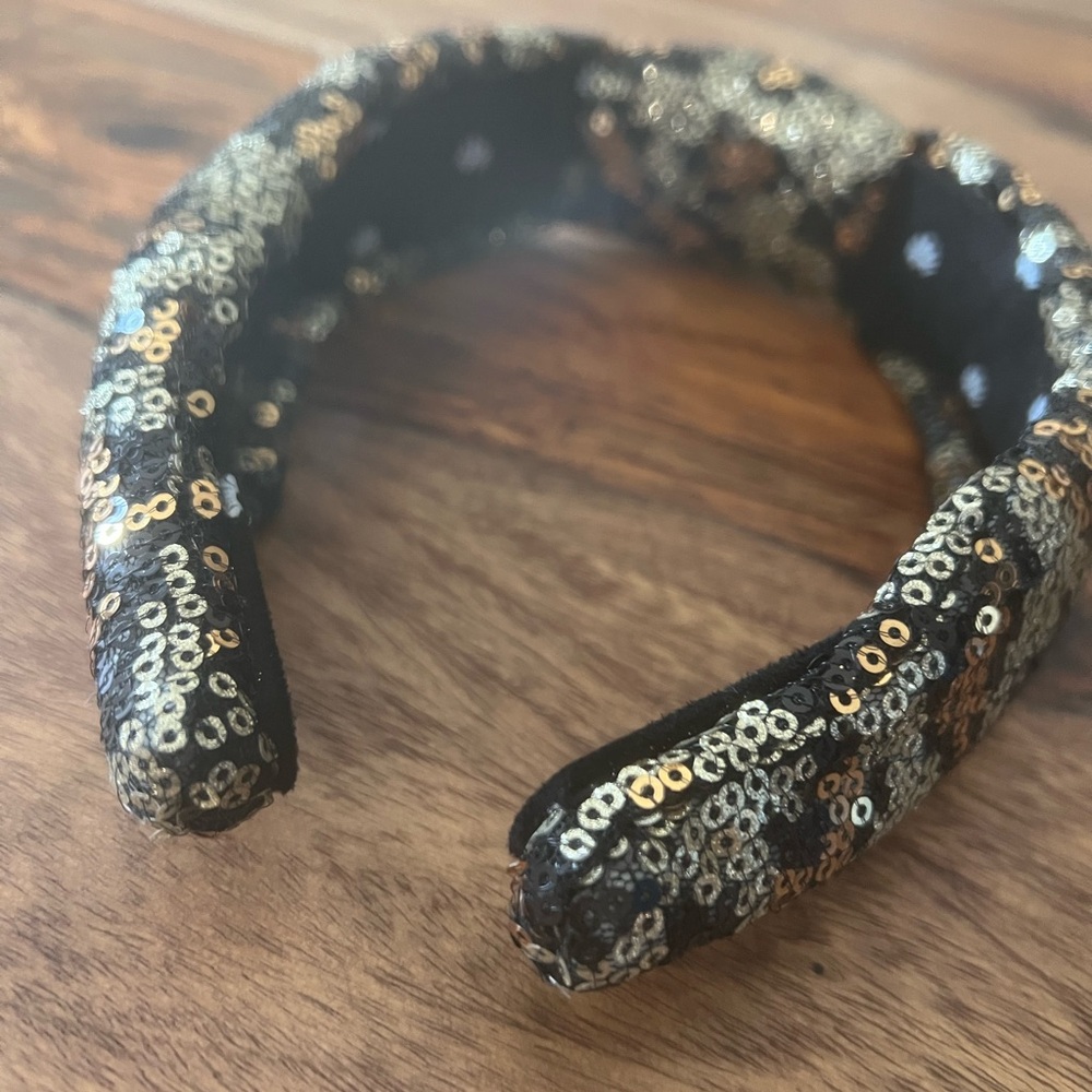 LELE SADOUGHI Sequin Leonard Embellished Headband - Picture 4 of 4